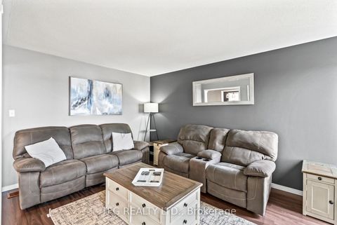 Photo 17 at 1187 Ashgrove Crescent, Pinecrest, Oshawa