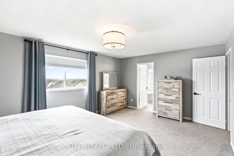 Photo 23 at 1187 Ashgrove Crescent, Pinecrest, Oshawa