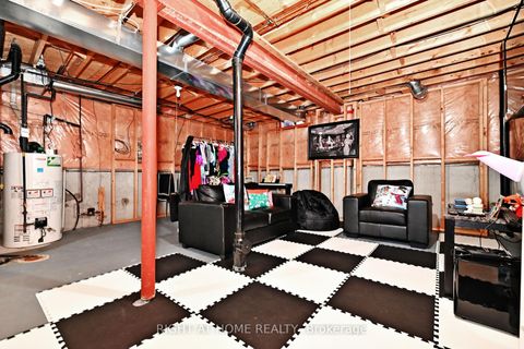 Photo 42 at 73 Bloomgate Crescent, Oak Ridges, Richmond Hill