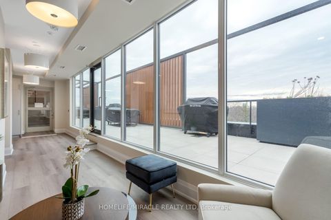 Photo 2 at 201 - 1316 Kingston Road N, Cliffside, Toronto