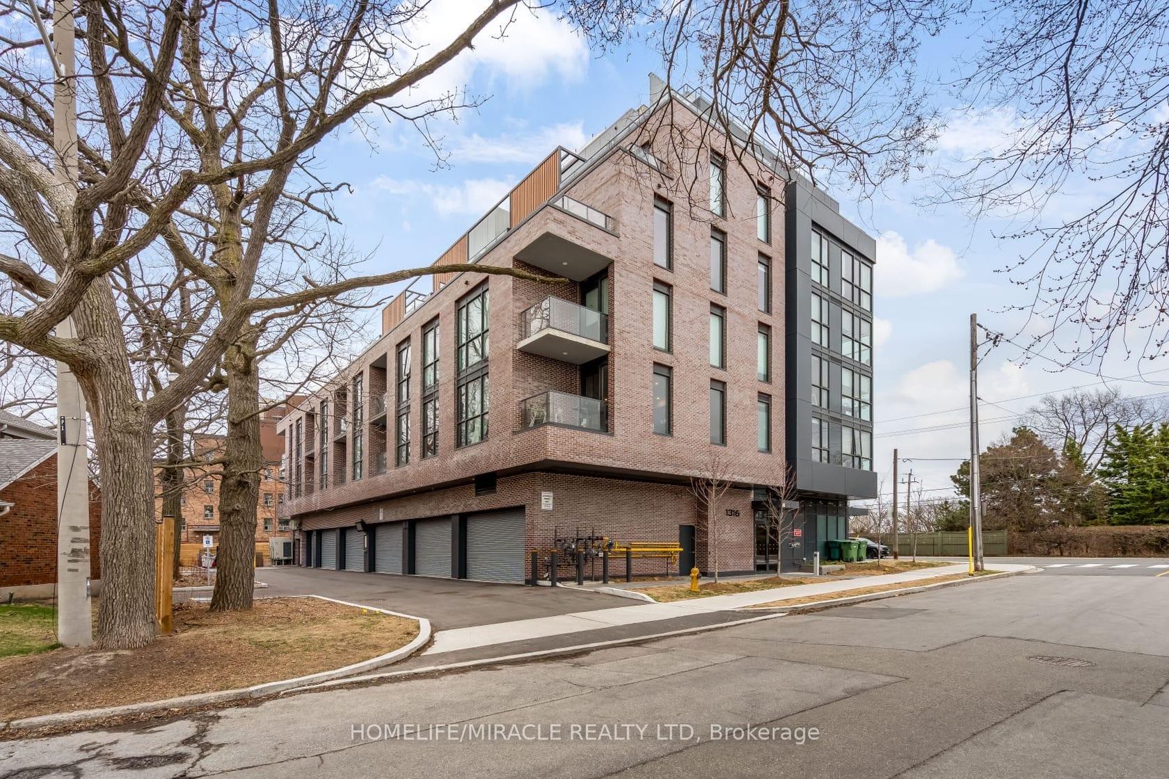 201 - 1316 Kingston Road N, Cliffside, Toronto 