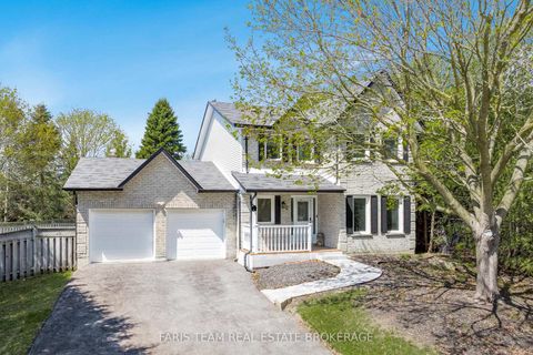 Photo 3 at 2 Heritage Road, Cookstown, Innisfil