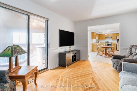 Photo 15 at 2 Heritage Road, Cookstown, Innisfil