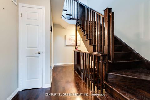 Photo 27 at 24 - 2614 Dashwood Drive, WT West Oak Trails, Oakville