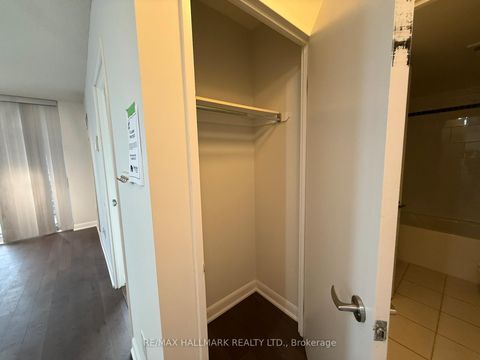 Photo 27 at 2507 - 33 Sheppard Avenue E, Willowdale East, Toronto