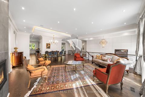 Photo 4 at 352 Patricia Avenue, Newtonbrook West, Toronto