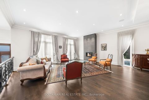 Photo 5 at 352 Patricia Avenue, Newtonbrook West, Toronto