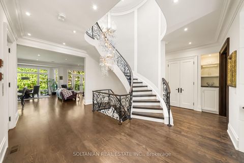 Photo 7 at 352 Patricia Avenue, Newtonbrook West, Toronto