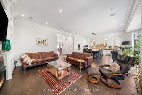 Photo 9 at 352 Patricia Avenue, Newtonbrook West, Toronto