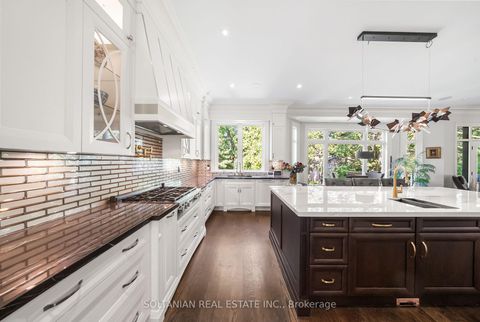 Photo 15 at 352 Patricia Avenue, Newtonbrook West, Toronto