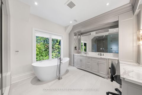 Photo 25 at 352 Patricia Avenue, Newtonbrook West, Toronto