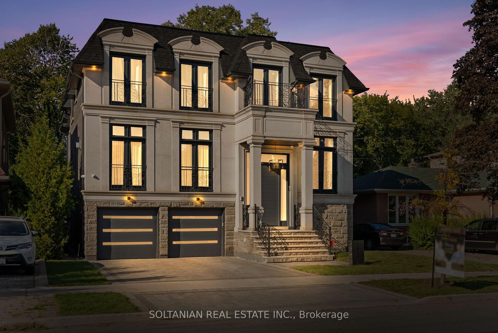 352 Patricia Avenue, Newtonbrook West, Toronto 