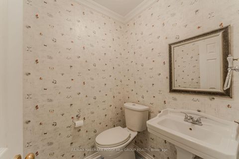 Photo 6 at 44 Cardinal Street, Cundles East, Barrie