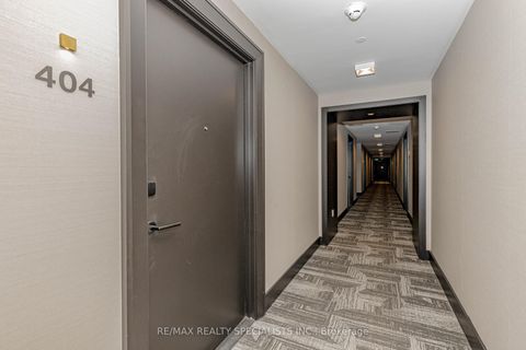 Photo 7 at 404 - 2333 Khalsa Gate, WM Westmount, Oakville