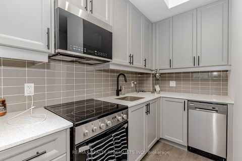 Photo 13 at 404 - 2333 Khalsa Gate, WM Westmount, Oakville