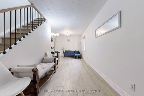 Photo 17 at 14 Spears Street, Smythe, Toronto
