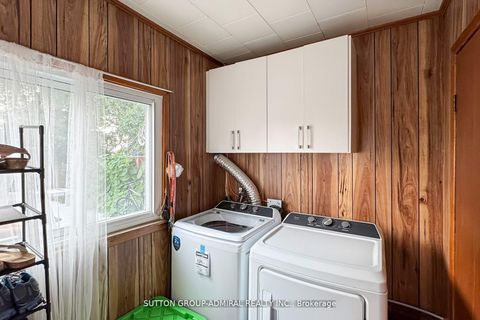 Photo 24 at 14 Spears Street, Smythe, Toronto
