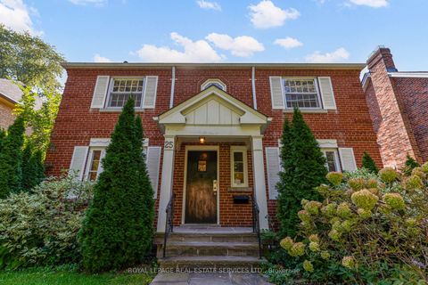 Photo 1 at 25 Ashton Manor, Queensway, Toronto