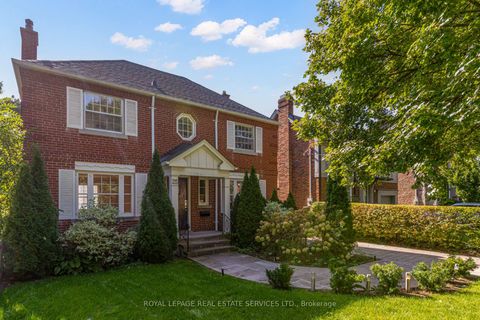 Photo 3 at 25 Ashton Manor, Queensway, Toronto