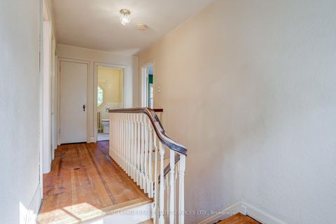 Photo 23 at 25 Ashton Manor, Queensway, Toronto