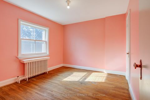 Photo 29 at 25 Ashton Manor, Queensway, Toronto