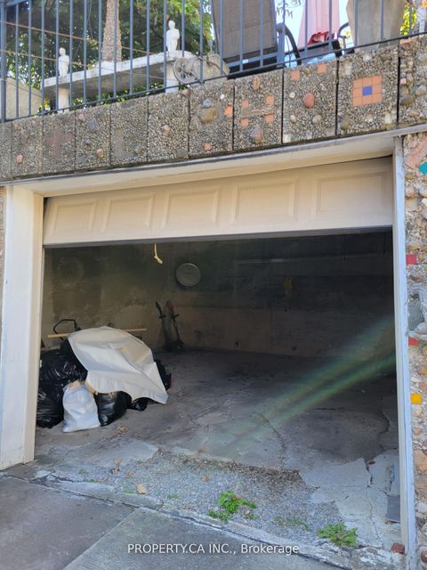 Photo 15 at 2098 Dufferin Street, Fairbank, Toronto Photo 15 at 2098 Dufferin Street, Fairbank, Toronto