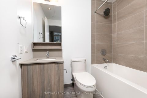 Photo 11 at 303 - 950 Portage Parkway, Vaughan Corporate Centre, Vaughan
