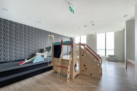 Photo 16 at 303 - 950 Portage Parkway, Vaughan Corporate Centre, Vaughan