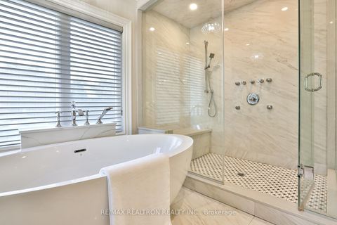 Photo 32 at 56 Sanderson Crescent, North Richvale, Richmond Hill