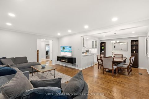 Photo 5 at 18 Farmstead Road, Windfields, Toronto