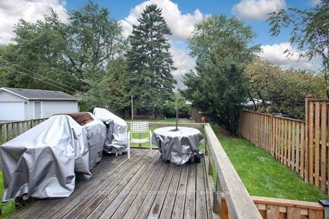 Photo 10 at 94 Atlee Avenue, Cliffside, Toronto
