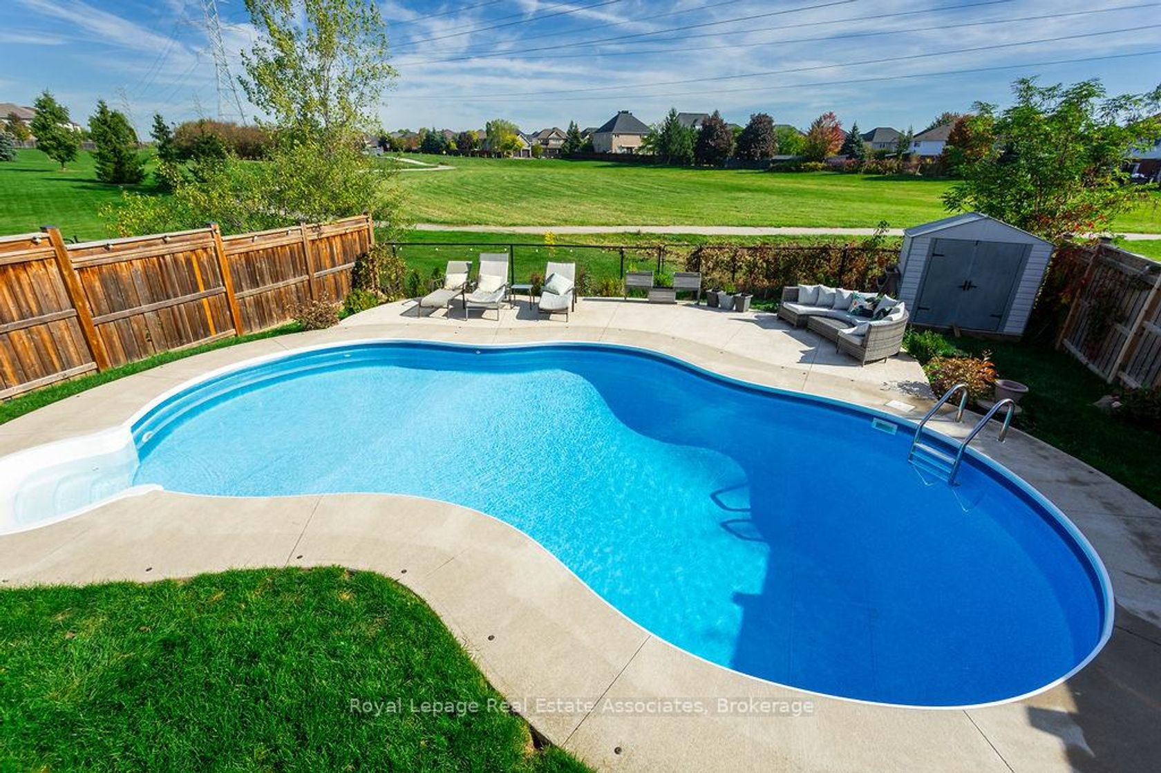2913 Darien Road, Rose, Burlington 