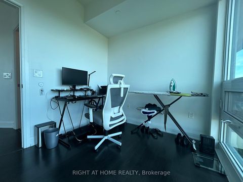 Photo 12 at 405 - 160 Vanderhoof Avenue, Thorncliffe Park, Toronto