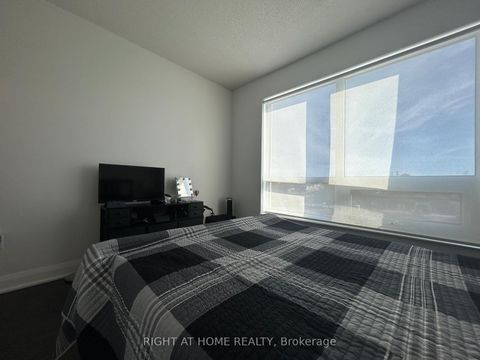 Photo 19 at 405 - 160 Vanderhoof Avenue, Thorncliffe Park, Toronto