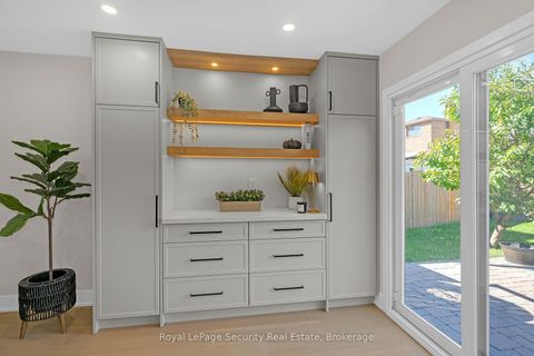 Photo 10 at 74 Andrea Lane, East Woodbridge, Vaughan