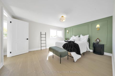 Photo 15 at 74 Andrea Lane, East Woodbridge, Vaughan