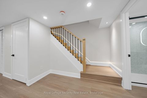 Photo 24 at 74 Andrea Lane, East Woodbridge, Vaughan