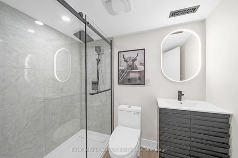 Photo 28 at 74 Andrea Lane, East Woodbridge, Vaughan