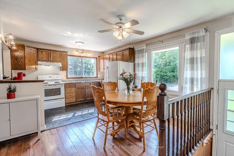 Photo 2 at 250 Sunnybrae Avenue, Stroud, Innisfil