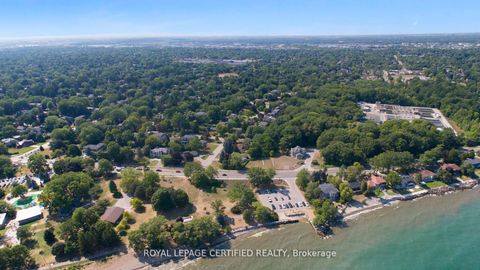 Photo 8 at 122 Selgrove Crescent, SW Southwest, Oakville