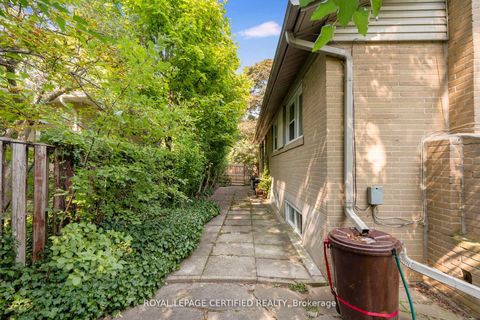 Photo 14 at 122 Selgrove Crescent, SW Southwest, Oakville