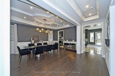 Photo 7 at 47 Nave Street, Kleinburg, Vaughan Photo 7 at 47 Nave Street, Kleinburg, Vaughan