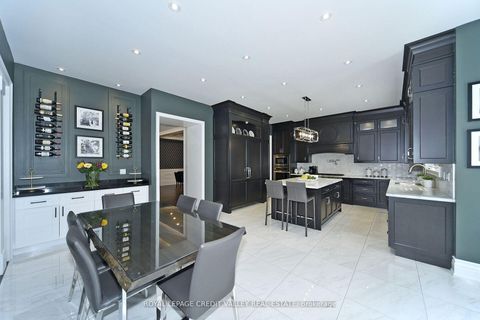 Photo 10 at 47 Nave Street, Kleinburg, Vaughan Photo 10 at 47 Nave Street, Kleinburg, Vaughan