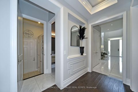Photo 18 at 47 Nave Street, Kleinburg, Vaughan Photo 18 at 47 Nave Street, Kleinburg, Vaughan