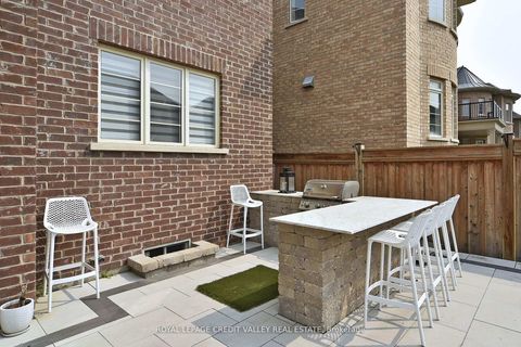 Photo 46 at 47 Nave Street, Kleinburg, Vaughan