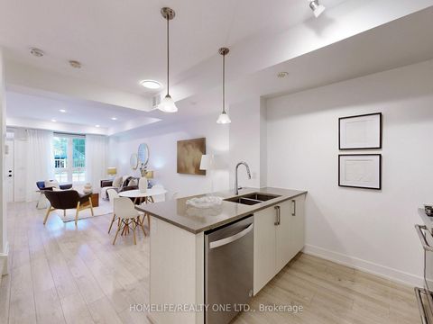Photo 12 at TH 41 - 3 Elsie Lane, Junction, Toronto
