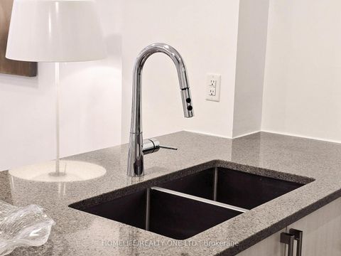 Photo 16 at TH 41 - 3 Elsie Lane, Junction, Toronto
