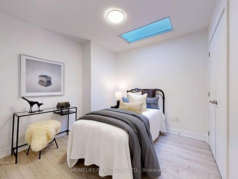 Photo 31 at TH 41 - 3 Elsie Lane, Junction, Toronto