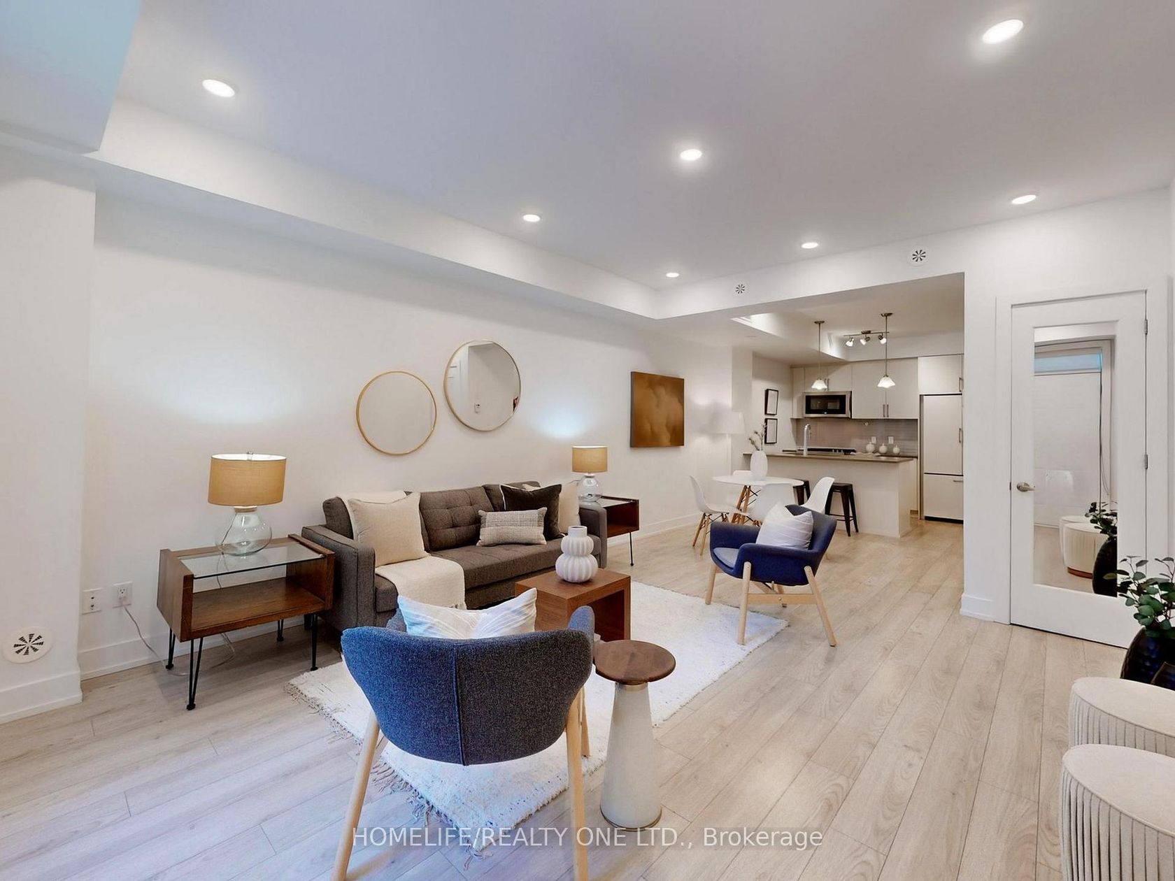 TH 41 - 3 Elsie Lane, Junction, Toronto by Alessia Polo TH 41 - 3 Elsie Lane, Junction, Toronto