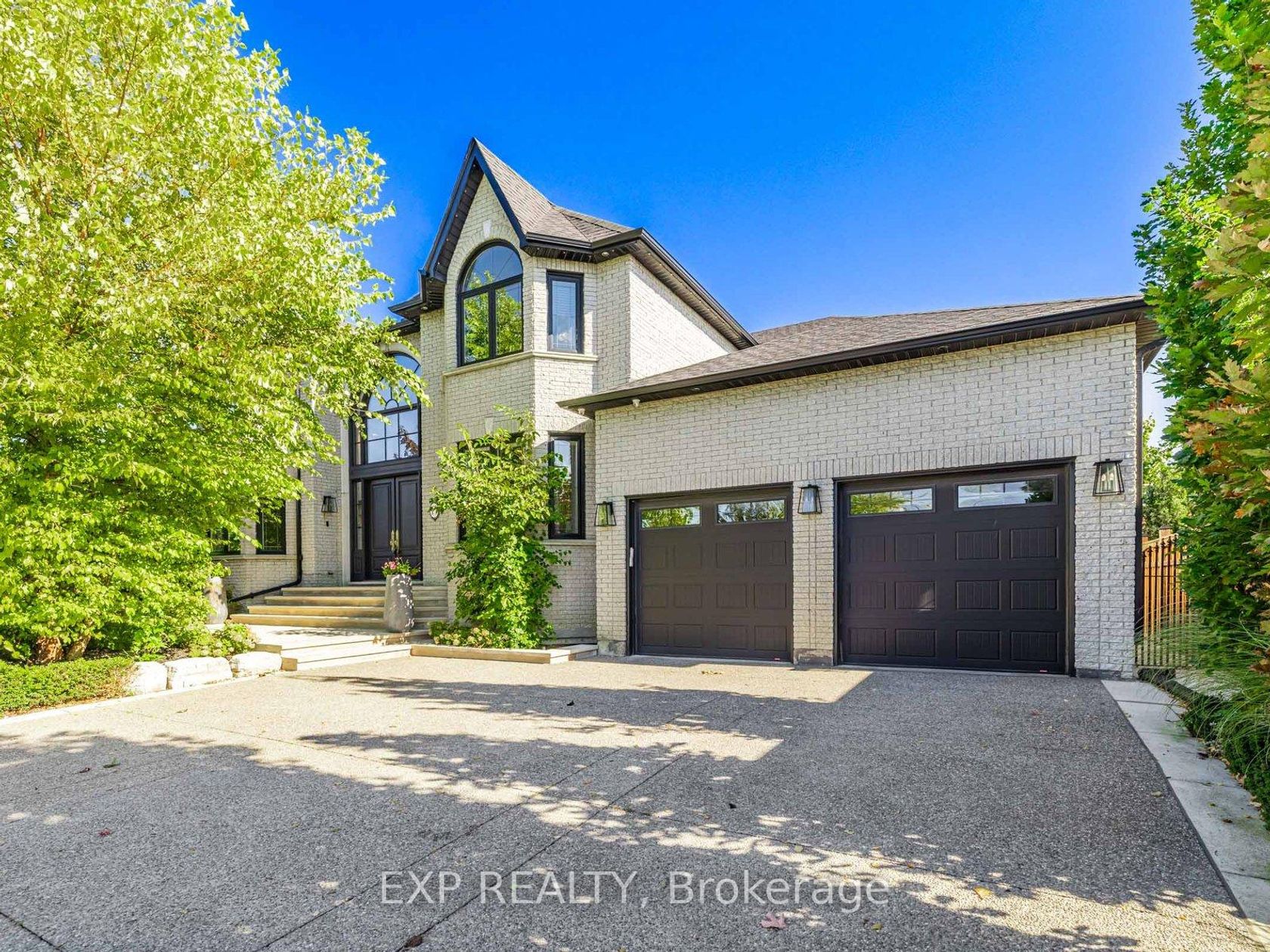 13 Bourdon Avenue, Rustic, Toronto 